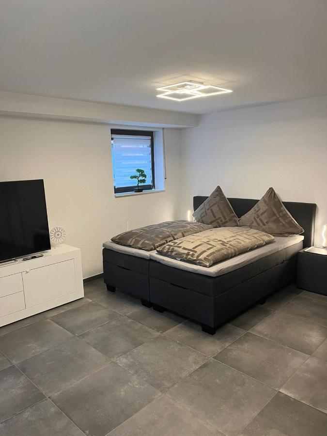Ferienwohnung Emilia Кьолн Екстериор снимка